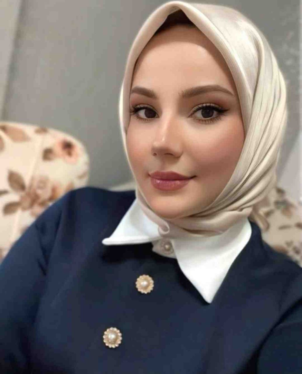 Sarpınağzı Güzel Gülüşlü Partner Escort Bayan Aylin